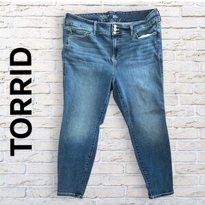 Torrid Jegging Super Soft JEANs Size 20 S